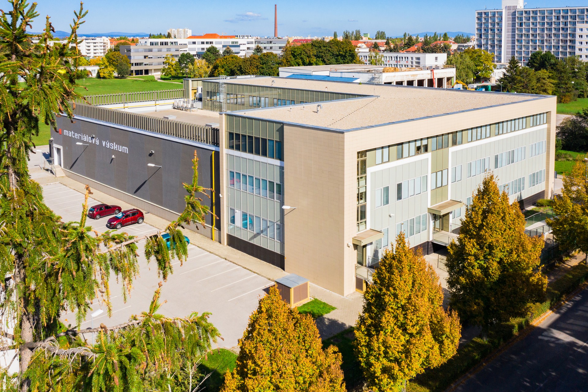 Pracoviská Materiálového Výskumu s Laboratóriami